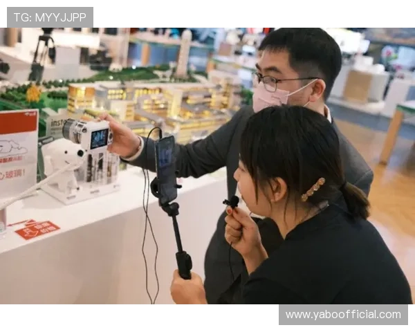 云开真人国际不断创新线上线下融合的新型商业模式，推动国际旅游与文化产业的融合发展